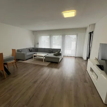 Apartament Timeless: Schoenes 4 Eg Trossingen